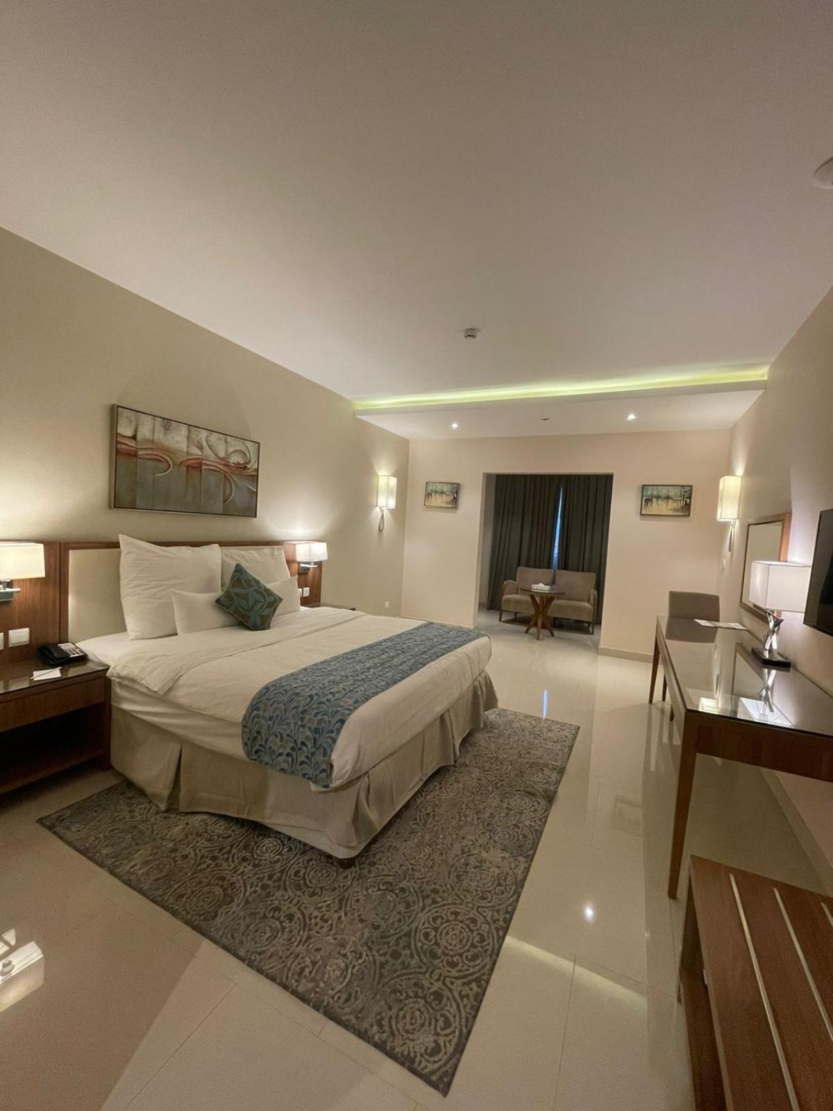 Best Western Plus Buraidah Extérieur photo