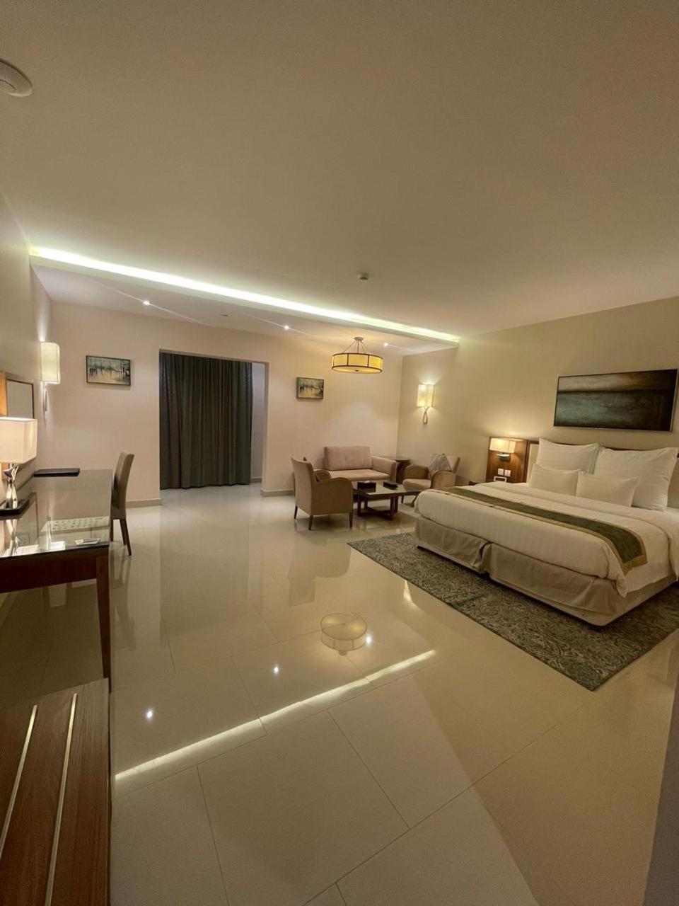 Best Western Plus Buraidah Extérieur photo