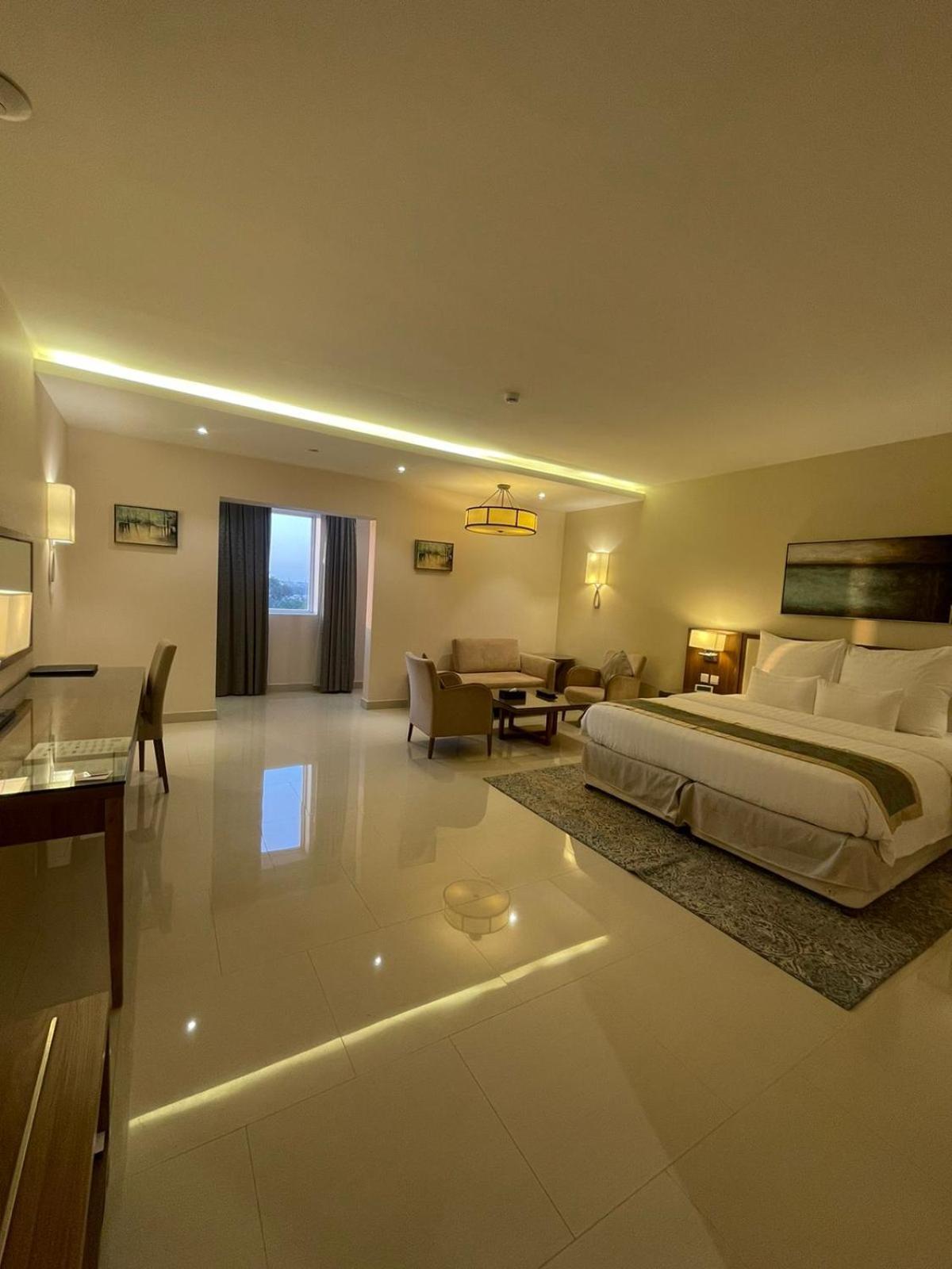 Best Western Plus Buraidah Extérieur photo