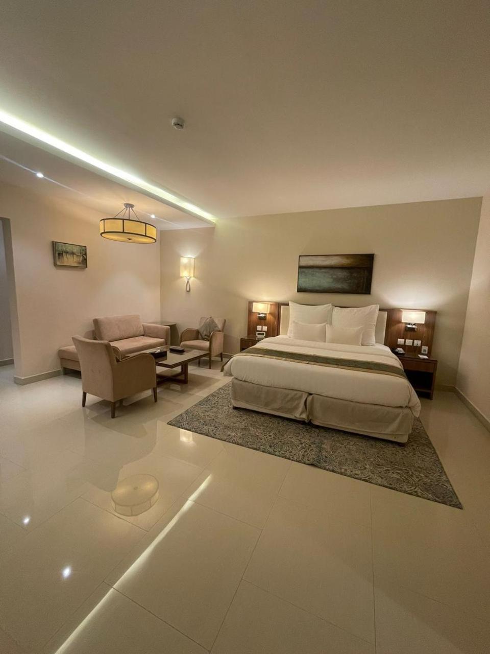 Best Western Plus Buraidah Extérieur photo
